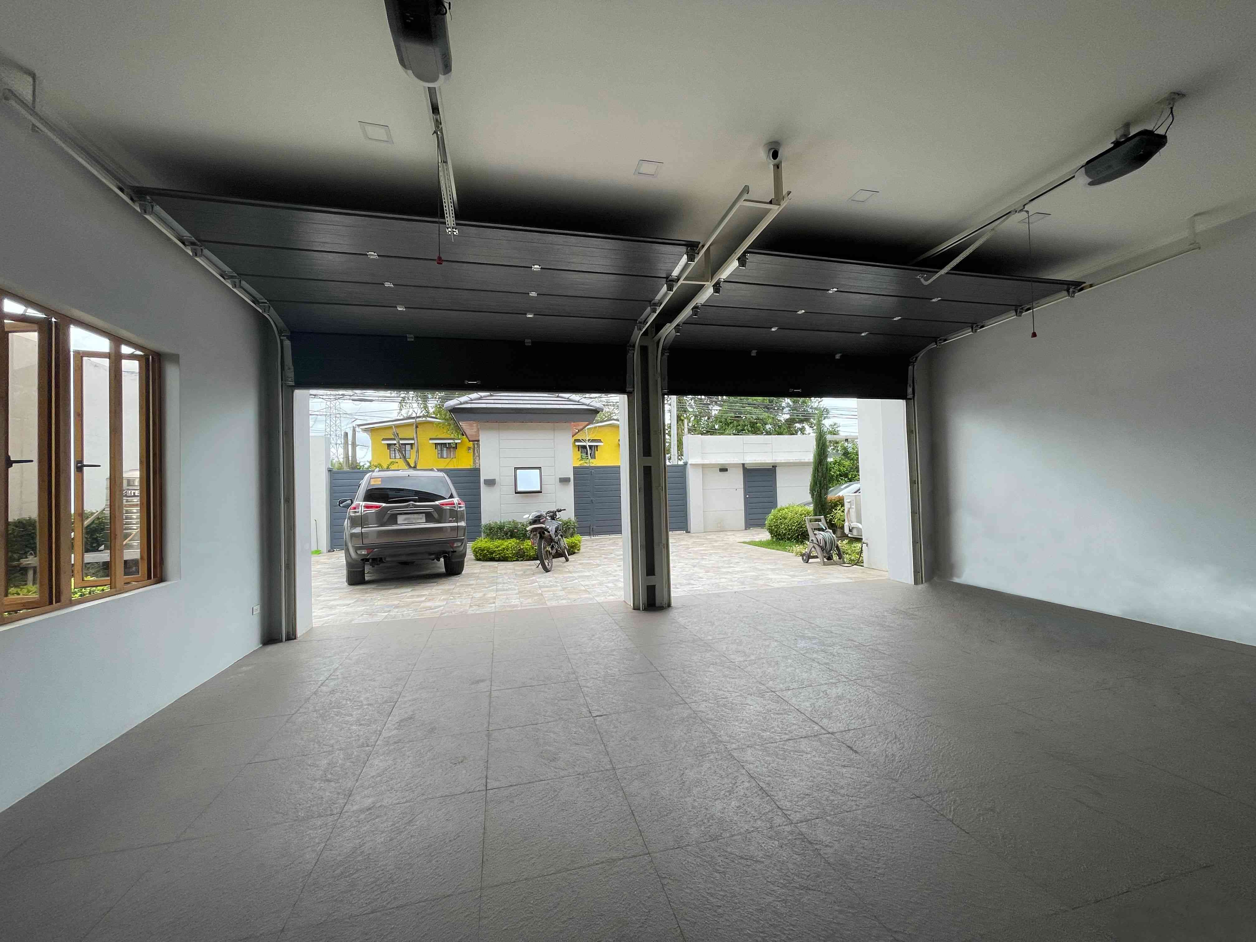 Automated Sliding Gate