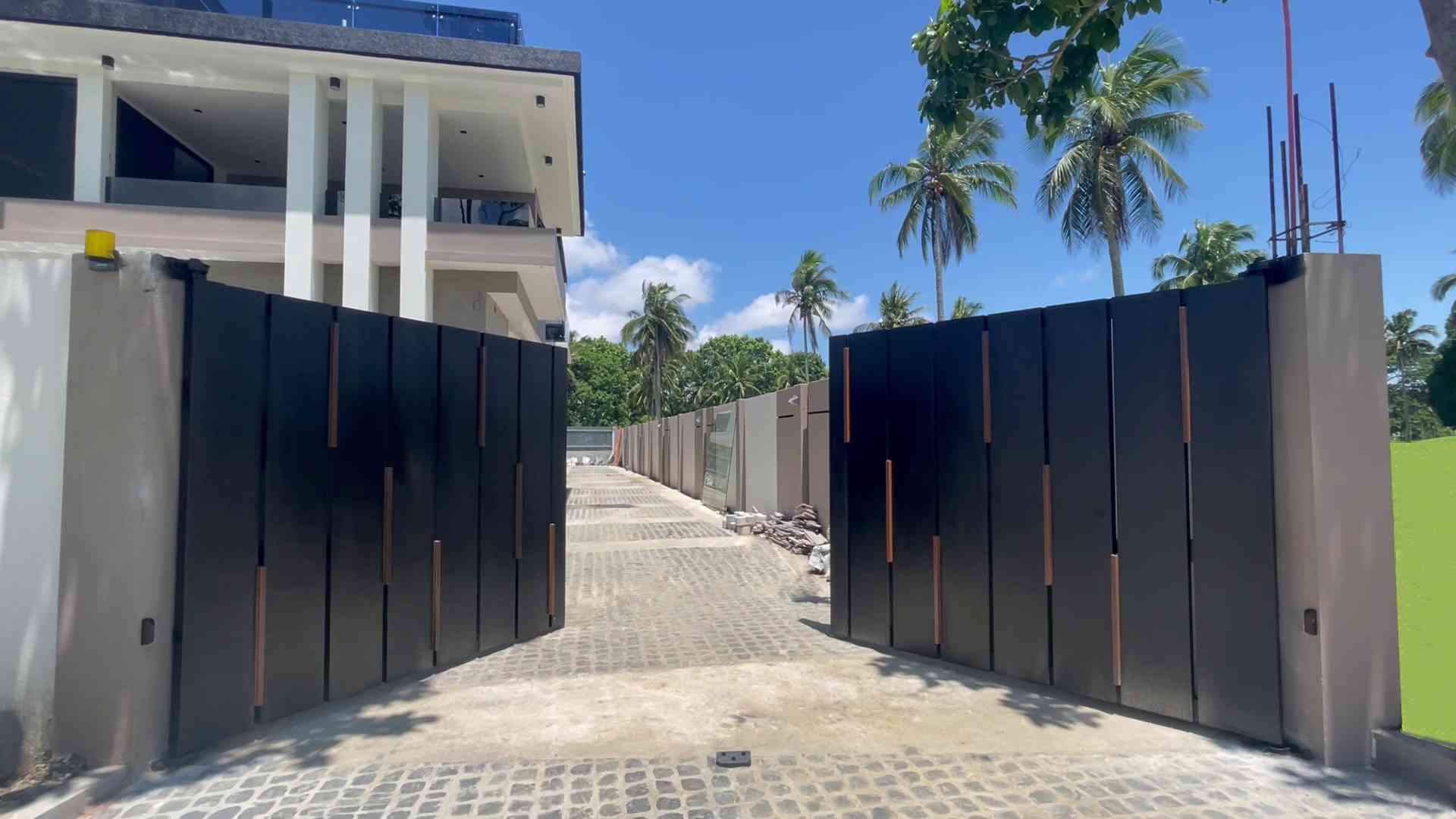 Automated Sliding Gate